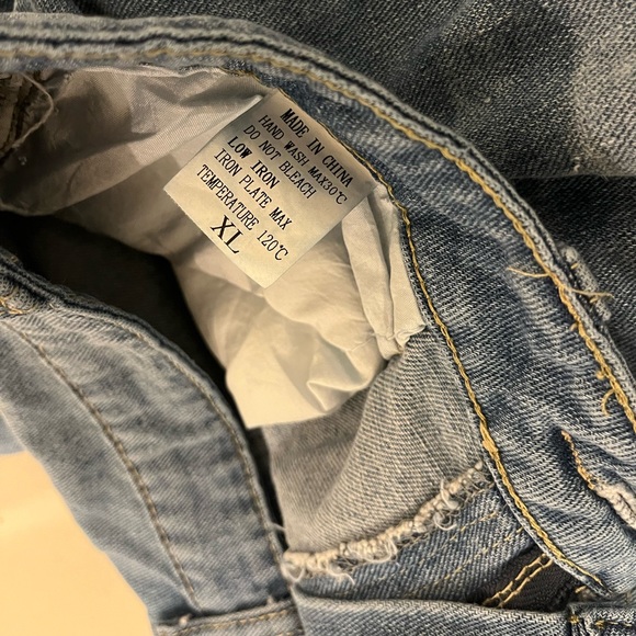 Butterfly Flare Jeans - Picture 7 of 7